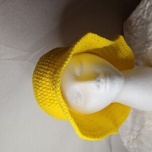 New women homemade yellow bucket bucket hat.